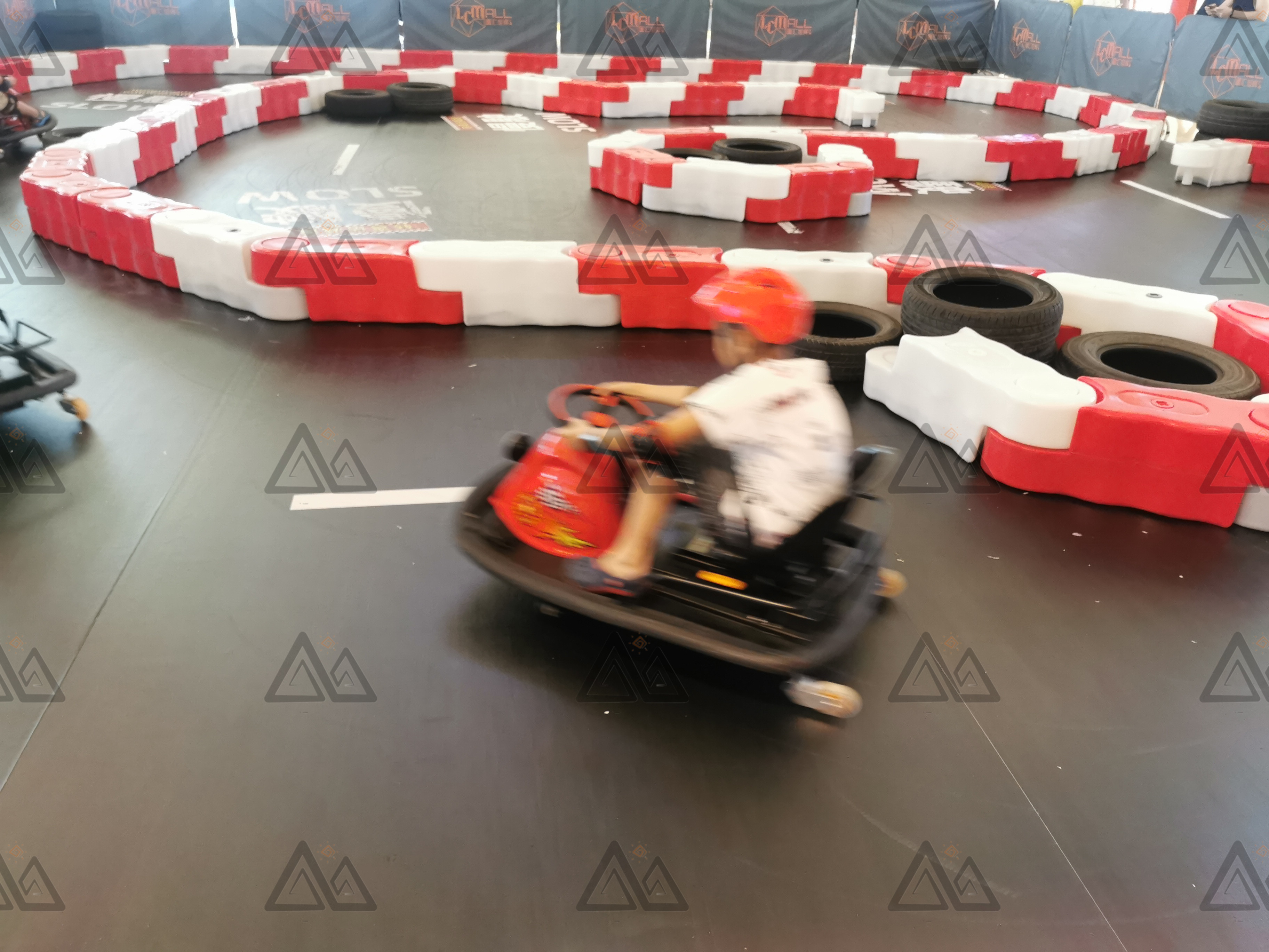 金年会漂移车-4